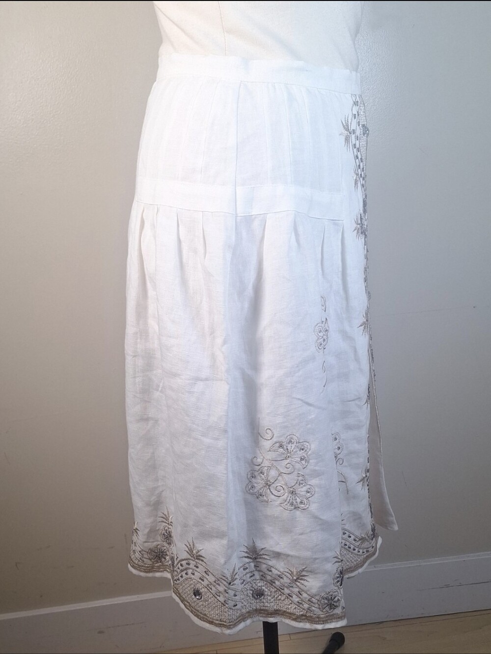 Anne Carson off-white 100% linen A-line skirt Rhinestone/Embroidery Detail SZ 4 - Picture 2 of 8